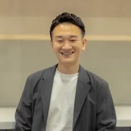 笑顔の男性ポートレート