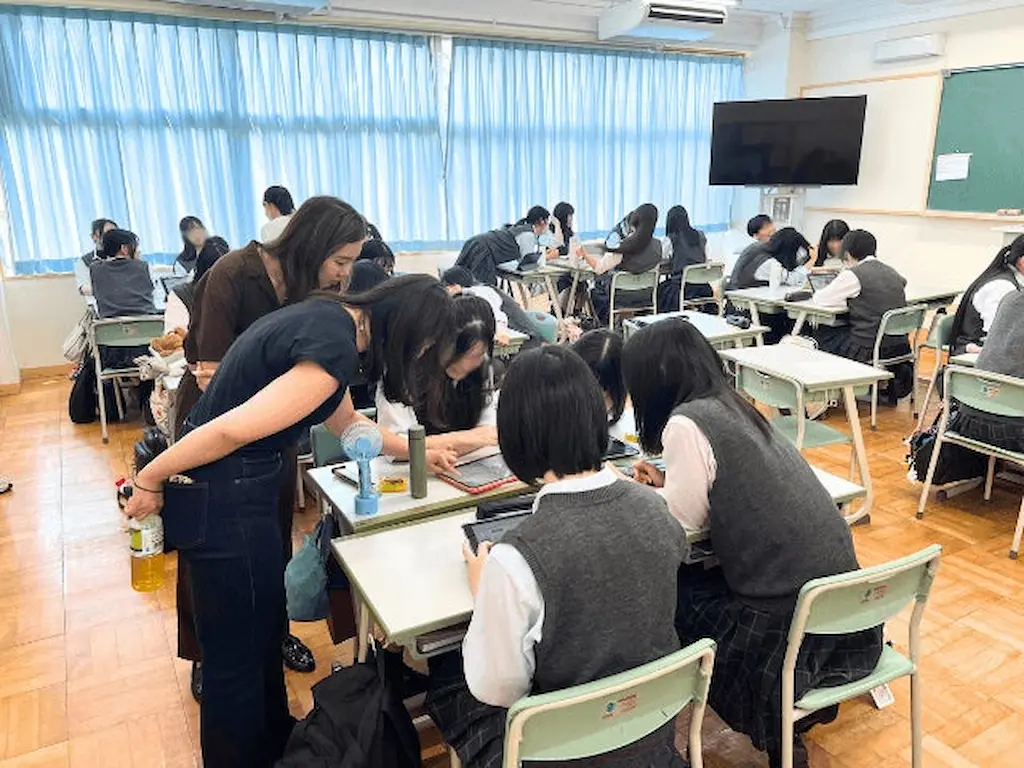 スーパーデリバリー大成女子高校と産学連携