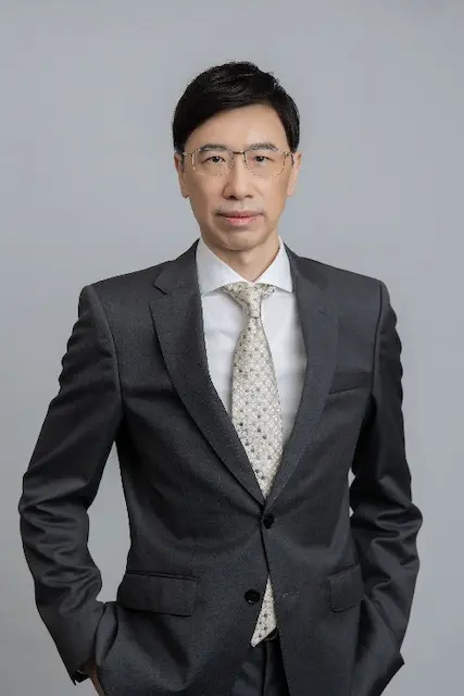 郭 雨新氏の画像