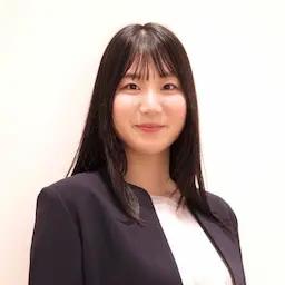 女性登壇者のポートレート