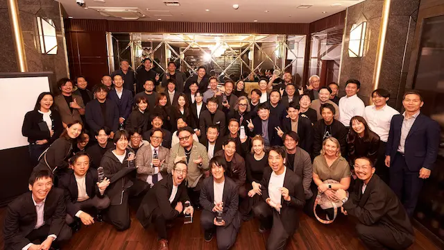 受賞パートナー集合写真