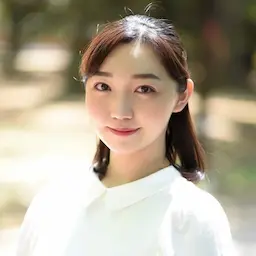 女性のポートレート