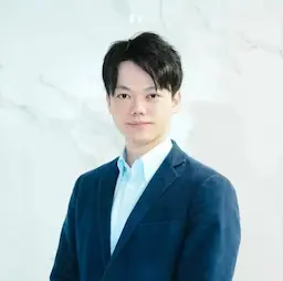 男性の顔写真