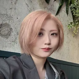 女性のポートレート写真