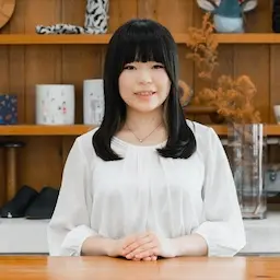 女性のポートレート写真