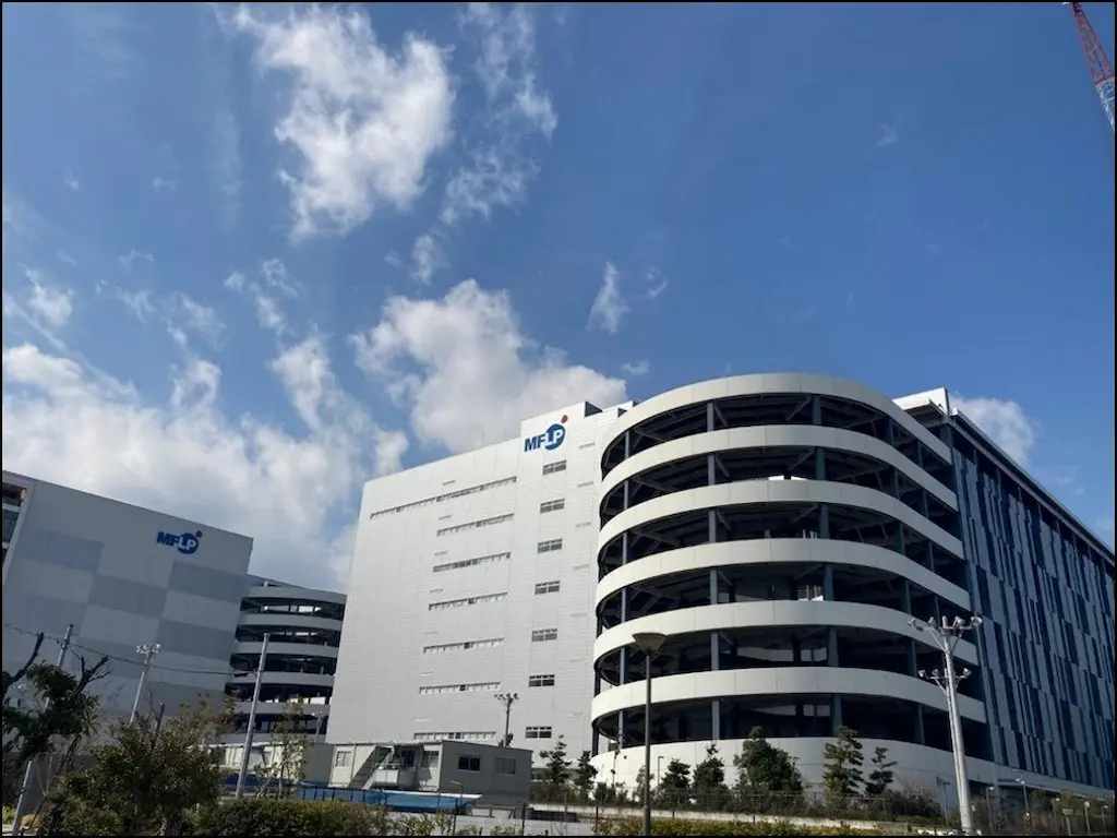 ロジテック南船橋倉庫に千葉県化粧品工業会を招待し物流倉庫の見学会を開催