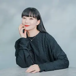 女性のポートレート写真